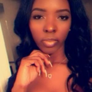 Meet your Posher, Briana